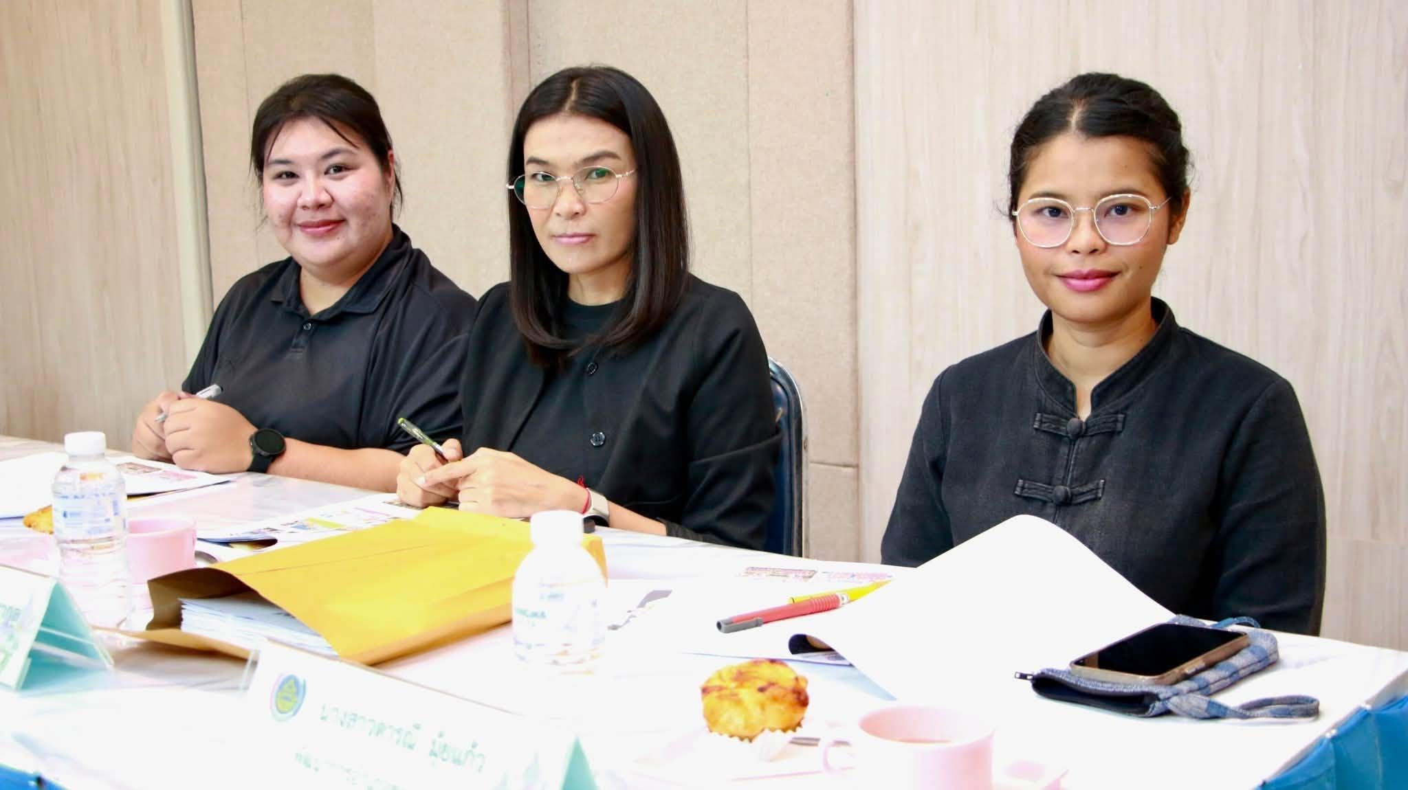 พช.คลองลาน ร่วมประชุมเตรียมความพร้อมฝ่ายจำหน่ายสินค้าและกิจกรรมกวนกระยาสารท “กระทะหลวง-กระทะลูกหลวง” สืบสานงานประเพณีสารทไทย-กล้วยไข่ ประจำปี 2569