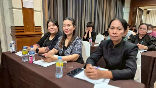 พช.คลองลาน เข้าร่วมโครงการเพิ่มประสิทธิภาพการปฏิบัติงานกองทุนพัฒนาบทบาทสตรีแก่กลไกการขับเคลื่อนกองทุนพัฒนาบทบาทสตรีระดับจังหวัด