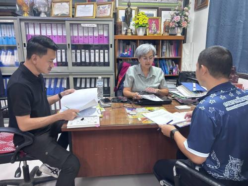 พช.คลองลาน ลงพื้นที่สอบข้อเท็จจริง และประชุมคณะกรรมการสอบข้อเท็จจริง กรณีพัสดุไม่จำเป็นต้องใช้ในสำนักงานพัฒนาชุมชนอำเภอคลองลาน จังหวัดกำแพงเพชร ตามโครงการพัฒนาพื้นที่ต้นแบบเพื่อการพัฒนาคุณภาพชีวิตตามหลักทฤษฎีใหม่ประยุกต์สู่โคกหนองนาโมเดล